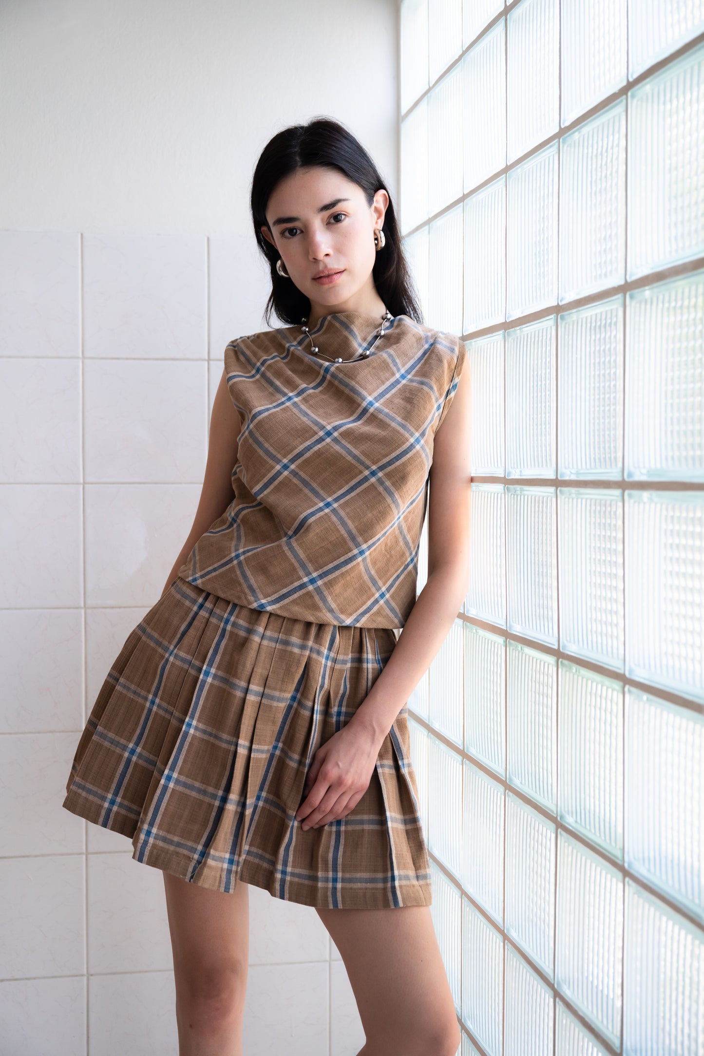 Palit Amie top open shoulder (Brown checkered)
