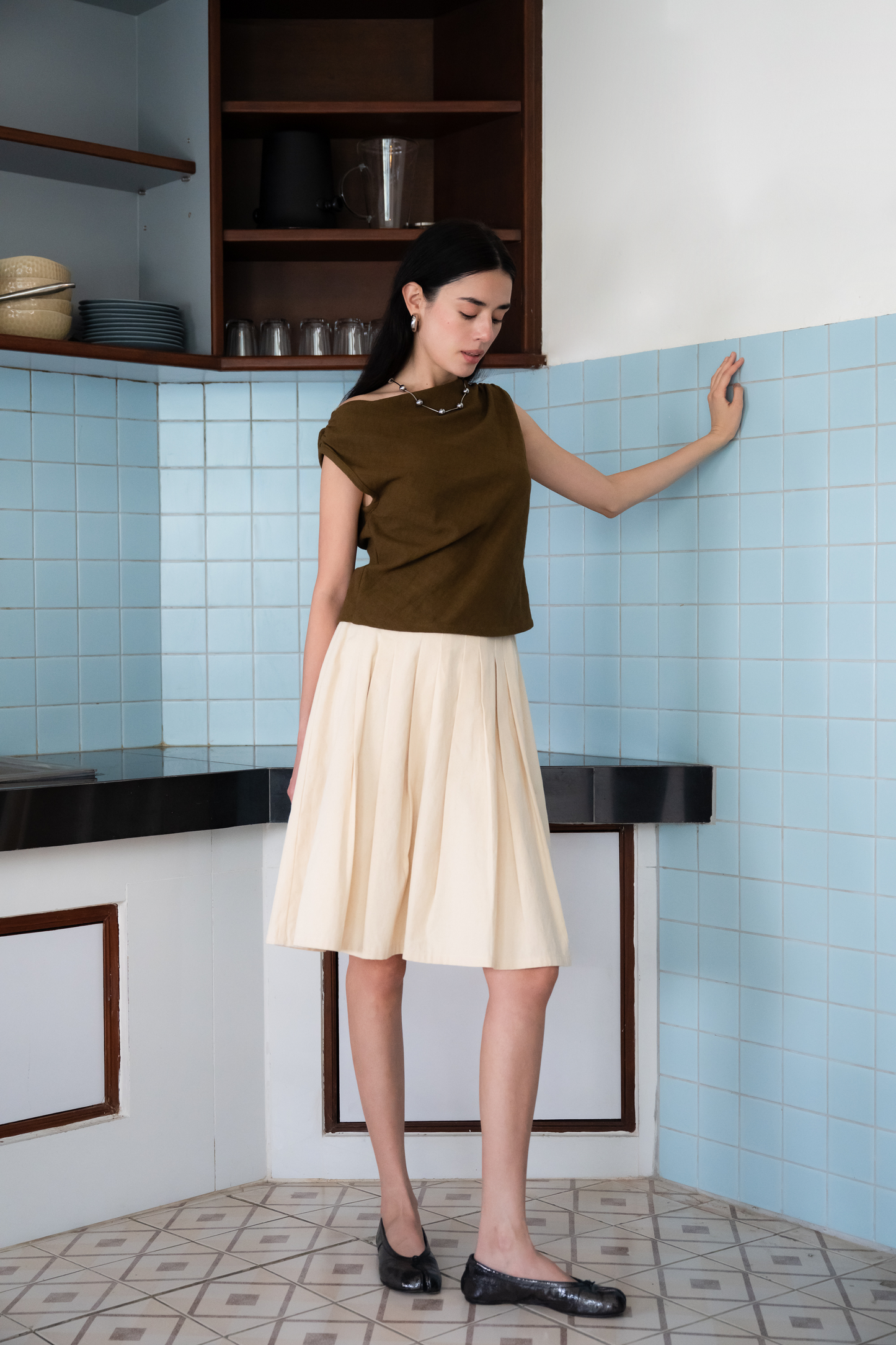 Palit Amie top open shoulder (Olive green)