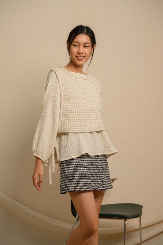 Palit Vest (White stripes)
