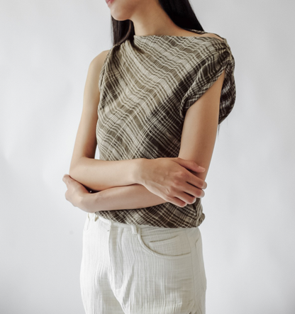 Palit Amie top open shoulder (Terrain space)